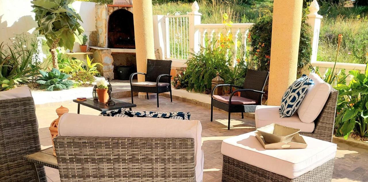 Fabulous Detached Large Villa 5 Bedrooms 3 Bathrooms Backing Onto Villamartin Golf Course المظهر الخارجي الصورة